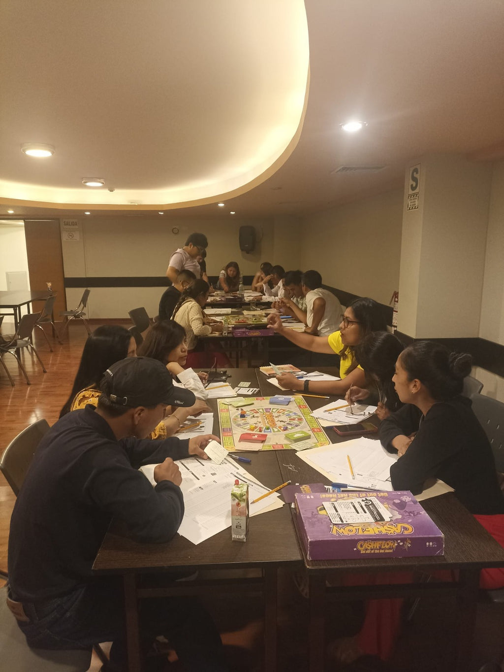 CASHFLOW - JUEGO DEL DINERO INTELIGENTE